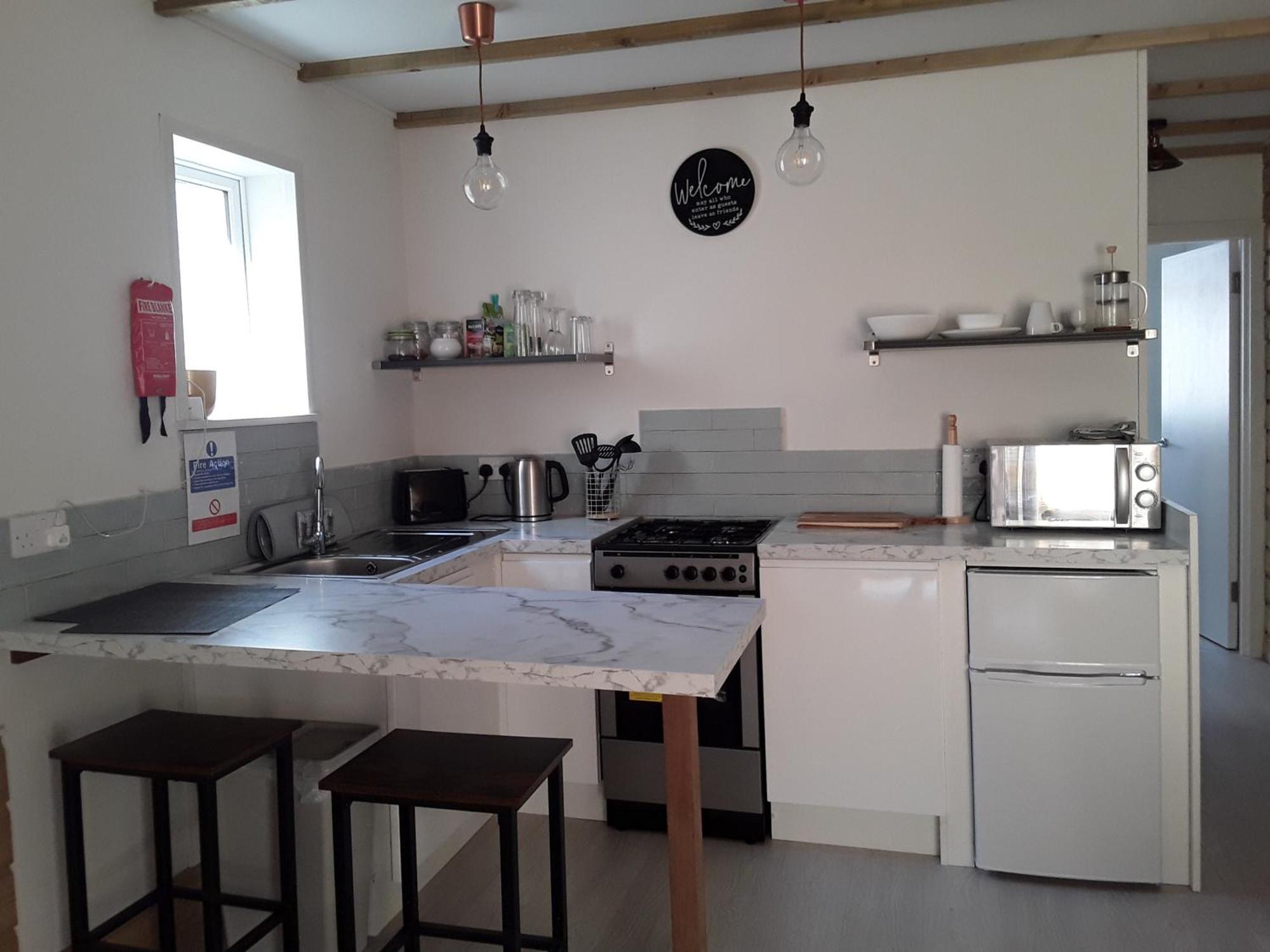 The Lodge Guesthouse Brittas Ngoại thất bức ảnh